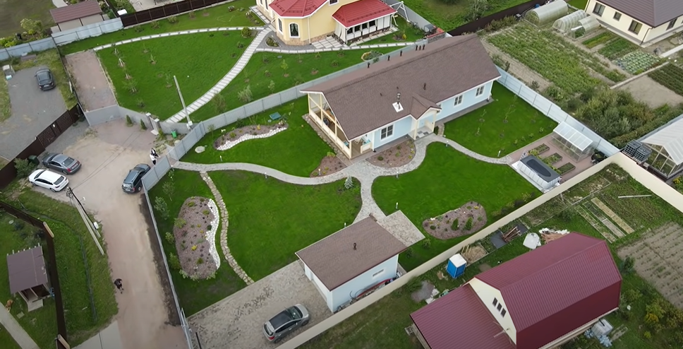 https://krasnodar.mslandshaft.ru/storage/app/uploads/public/642/bbe/6fe/642bbe6fedc67097165034.png